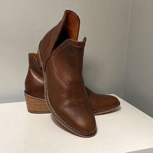 Wolverine Women's Brown Leather Stacked Heel Chelsea Boots